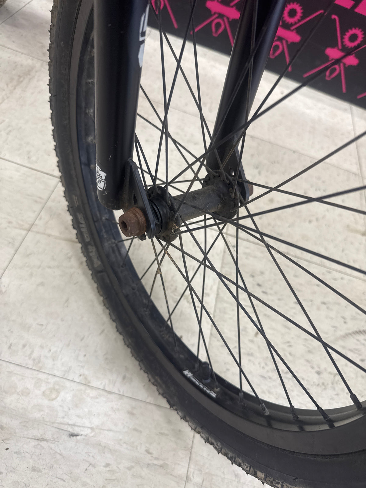 Fit bike co Benny L complete