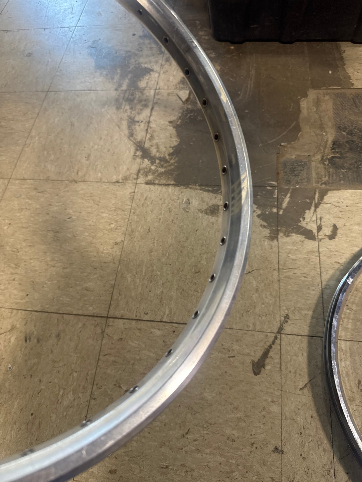 Sun envy brakeless rim used