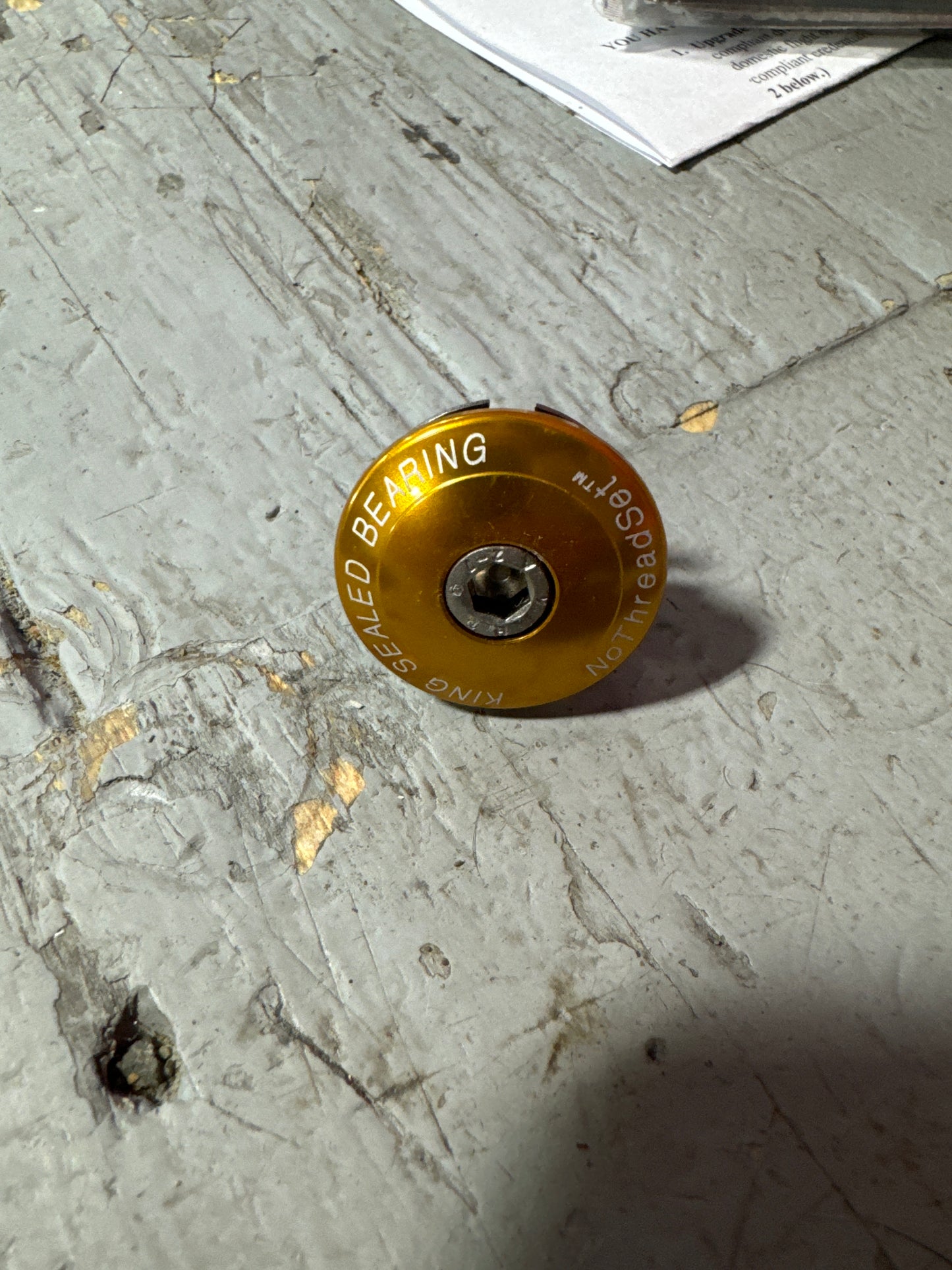 chris king top cap/star nut