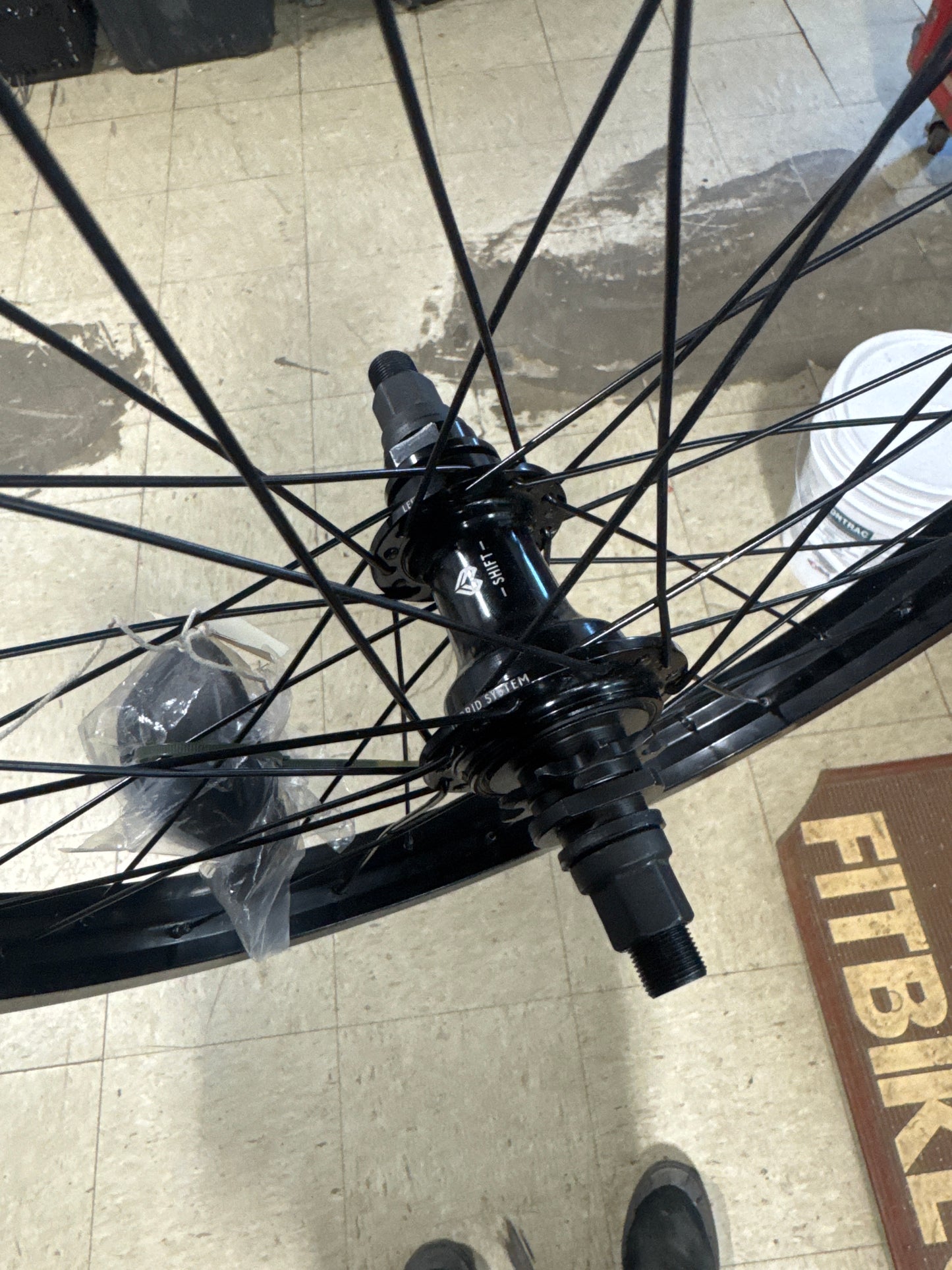 Eclat shift x odyssey 7ka rear wheel