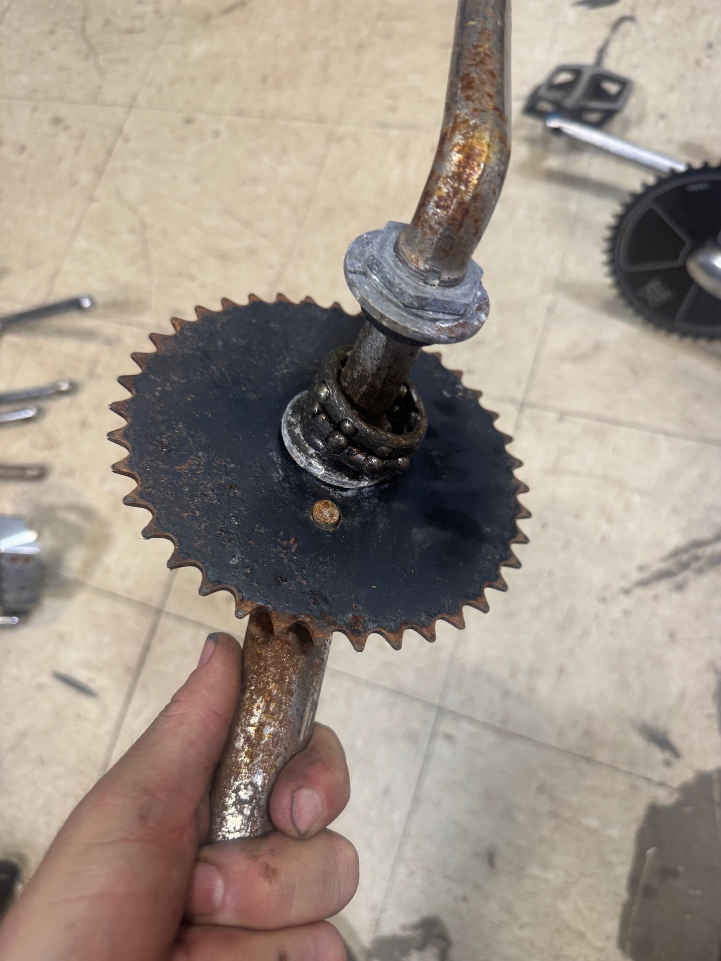 Gt 1pc cranks rusty sprocket