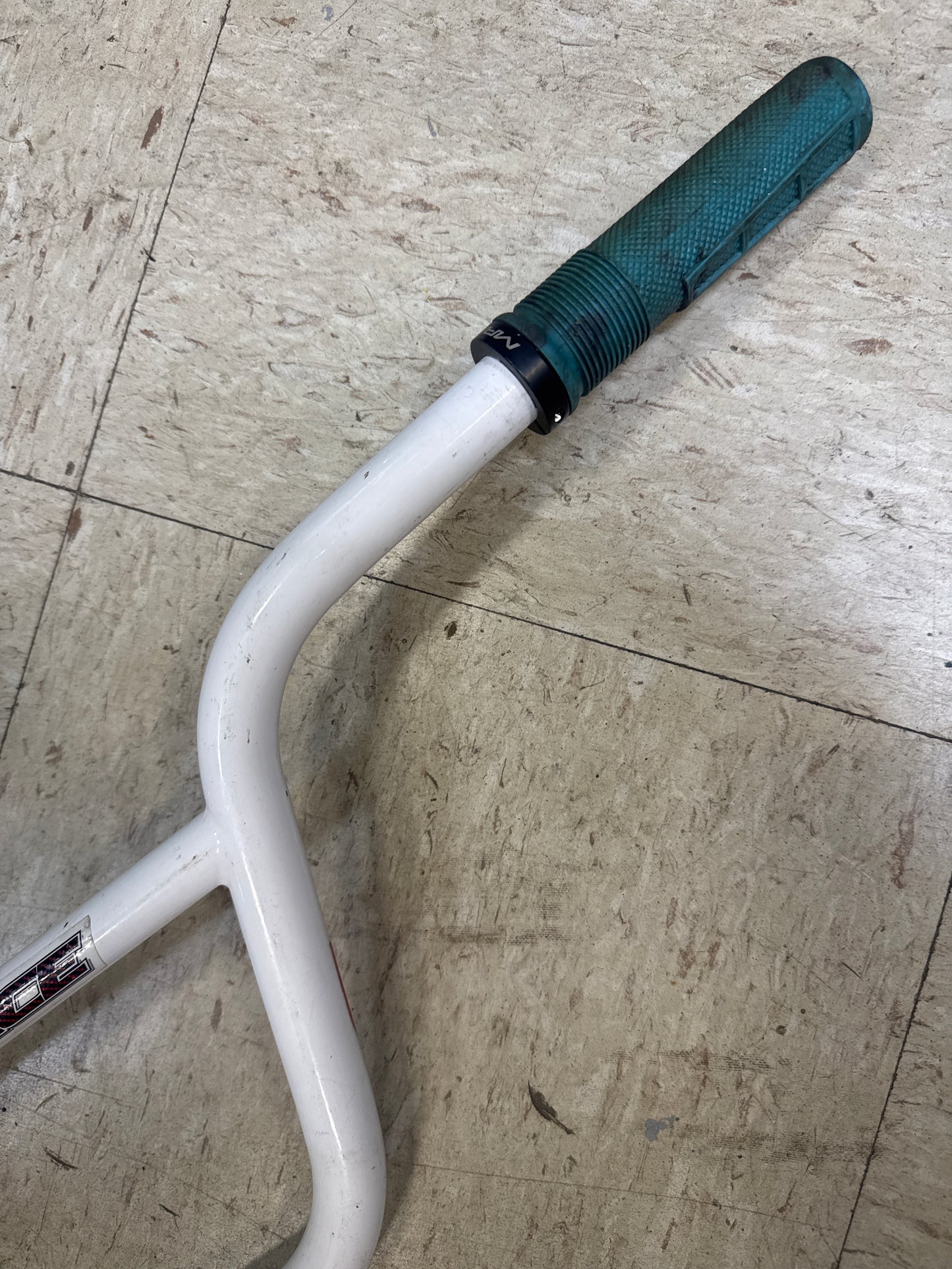 s&m race xlt bars white 8”
