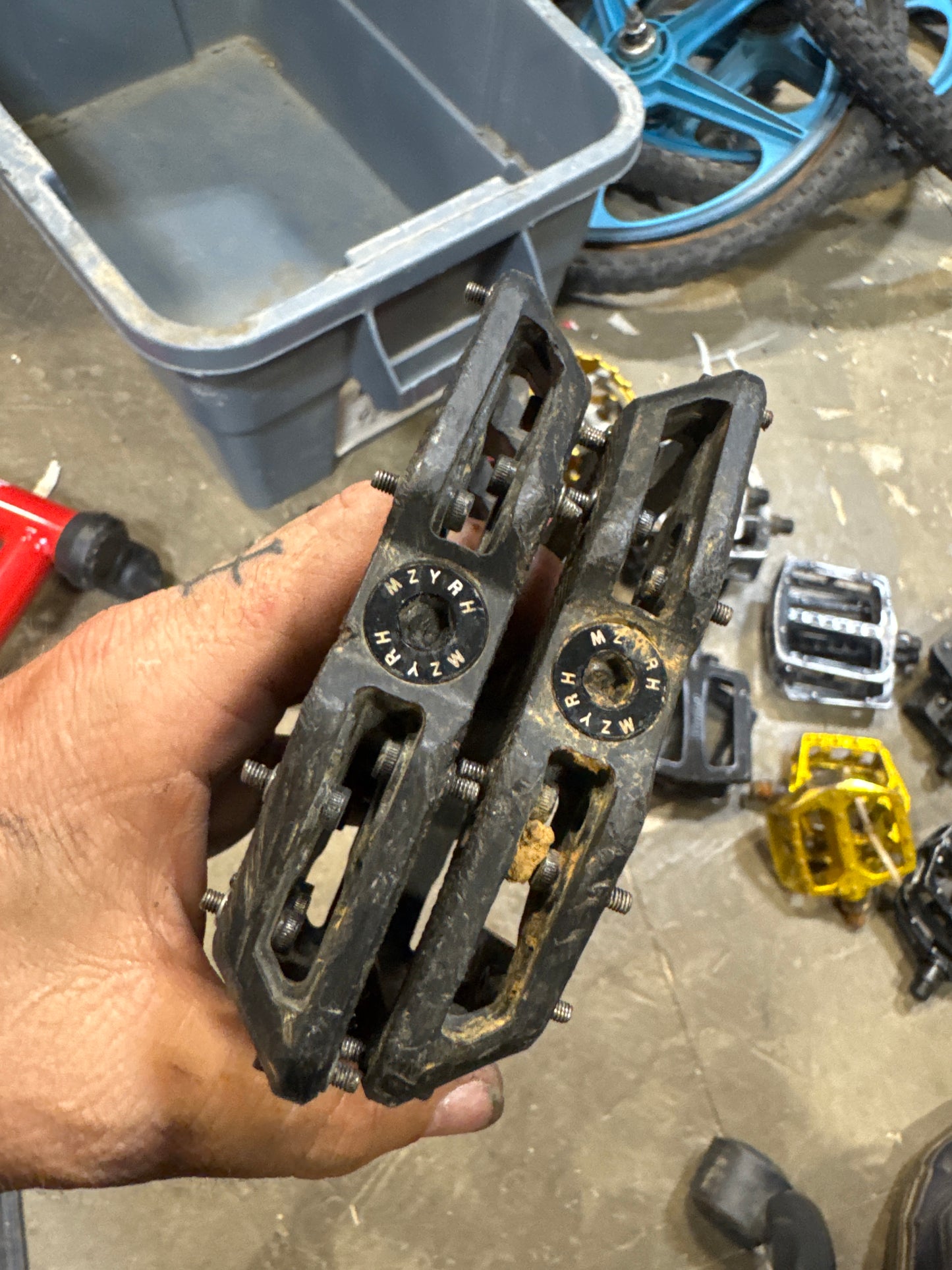 Mzyrh 9/16 pedals