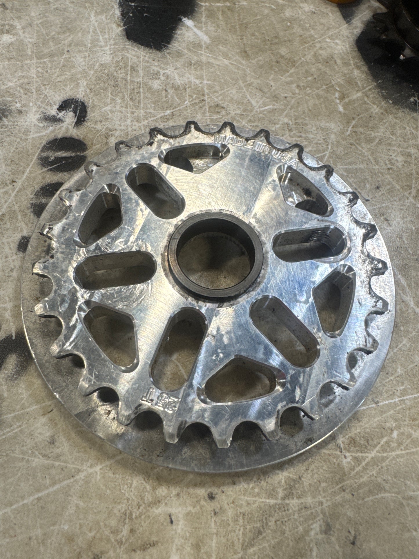 Capital brick sprocket 25t