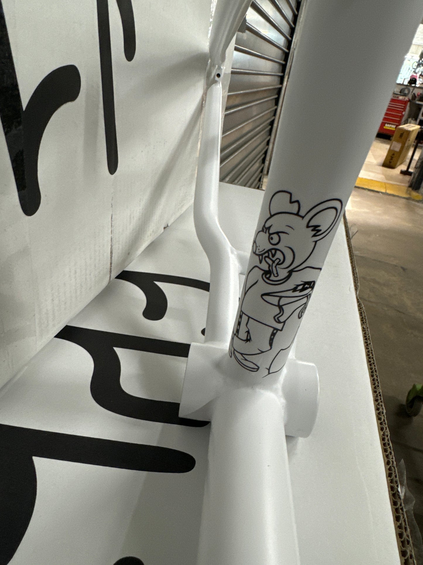 CULT Vick Behm Race Frame disc