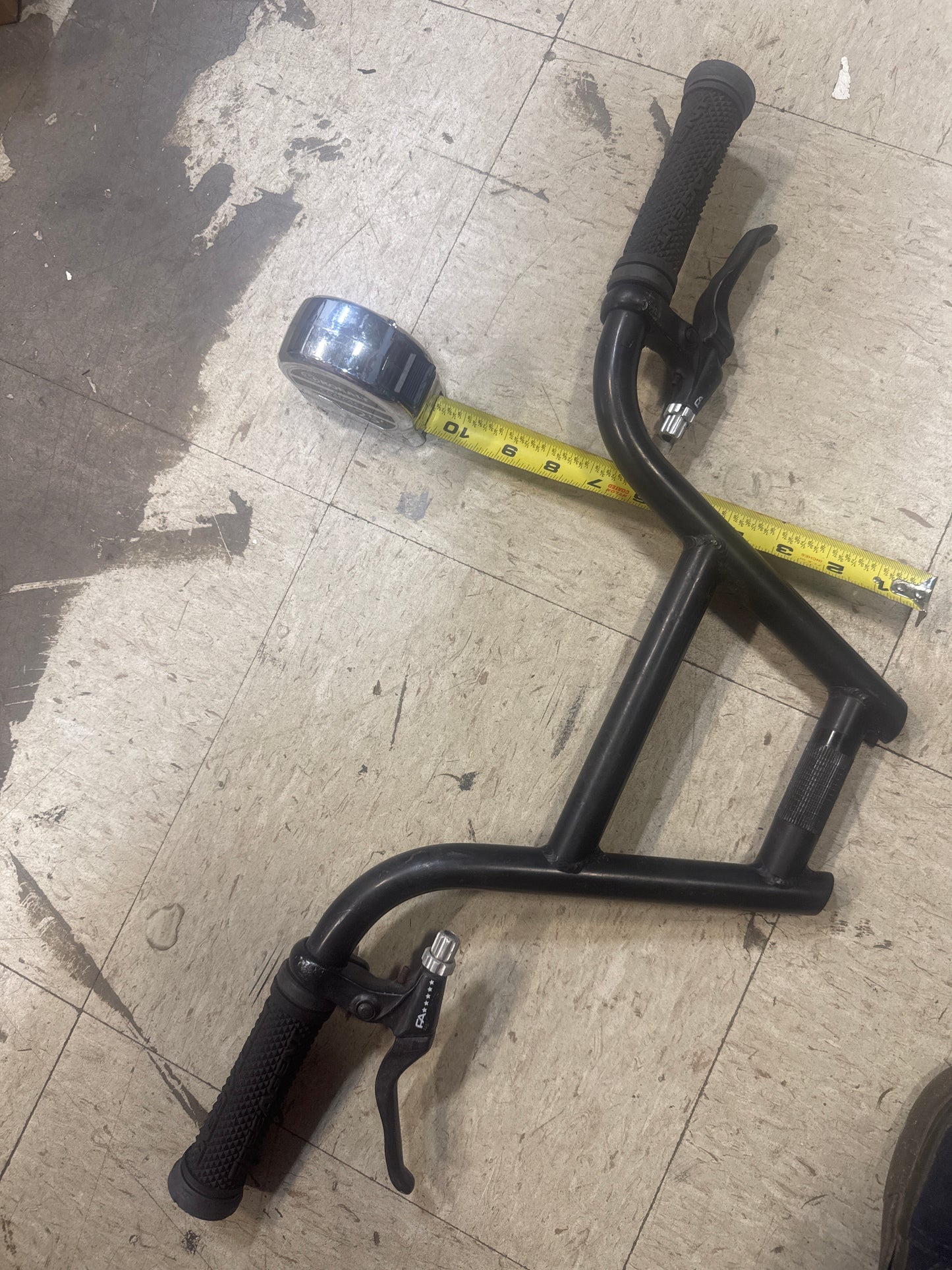 Free agent 4pc bars w/ grips & levers