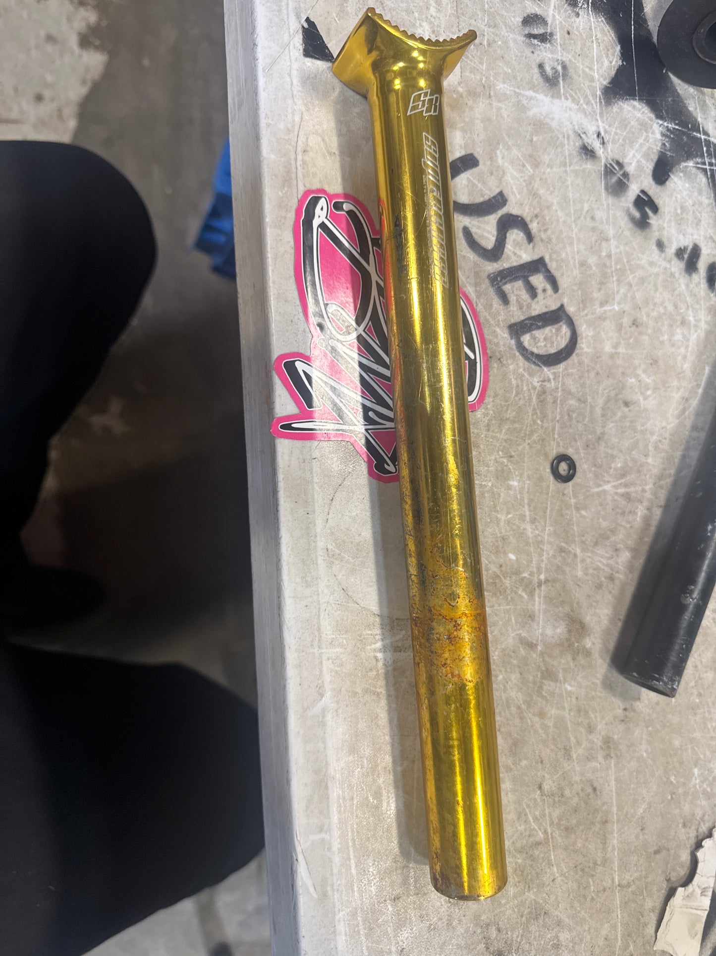 supercross 27.2 pivotal seat post