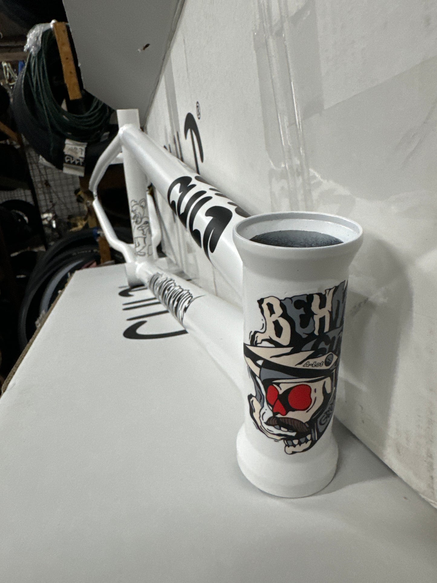 CULT Vick Behm Race Frame disc