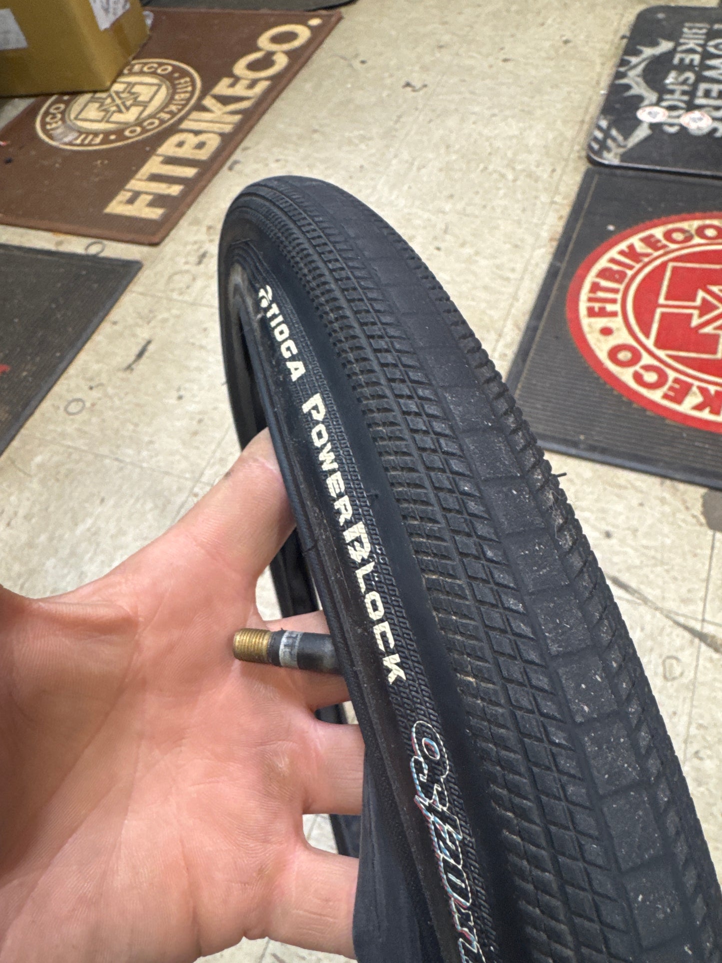 tioga os20 x 1.60 tire
