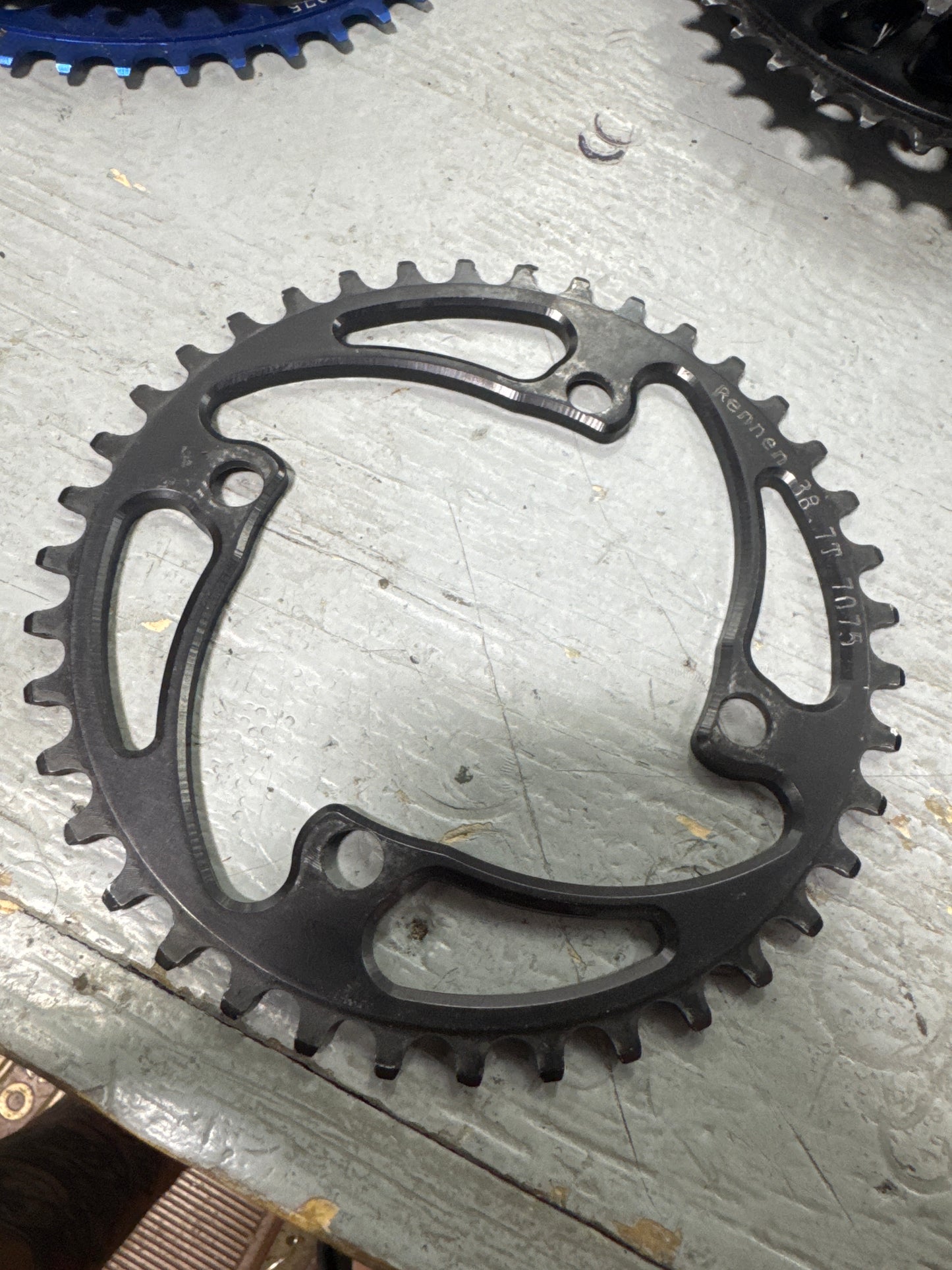 Rennen 4 bolt chainring