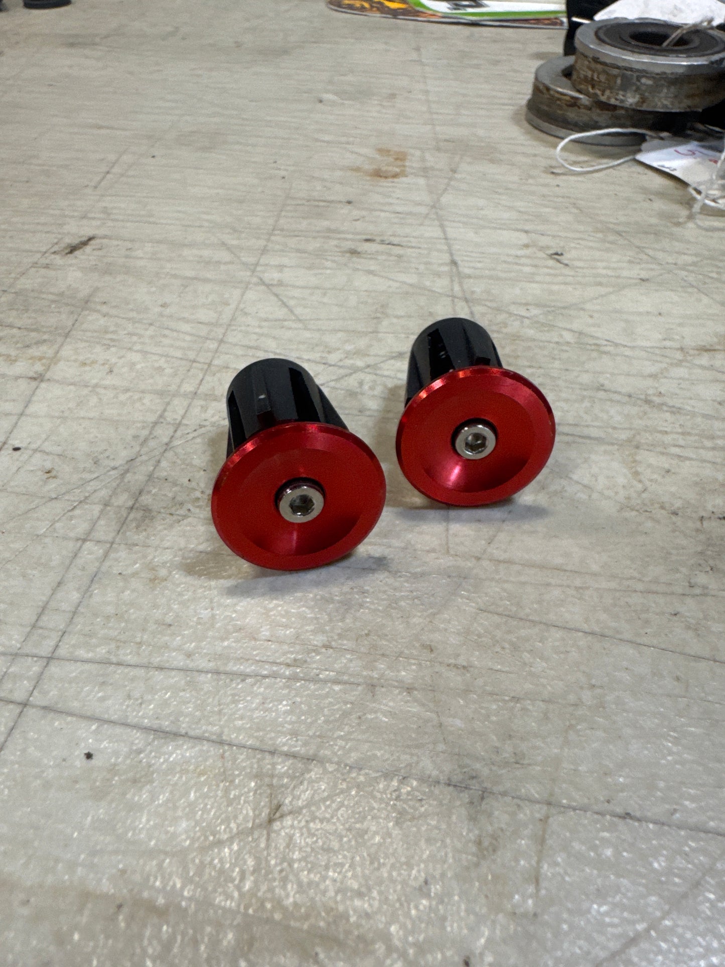 Unknown red metal bar ends new?