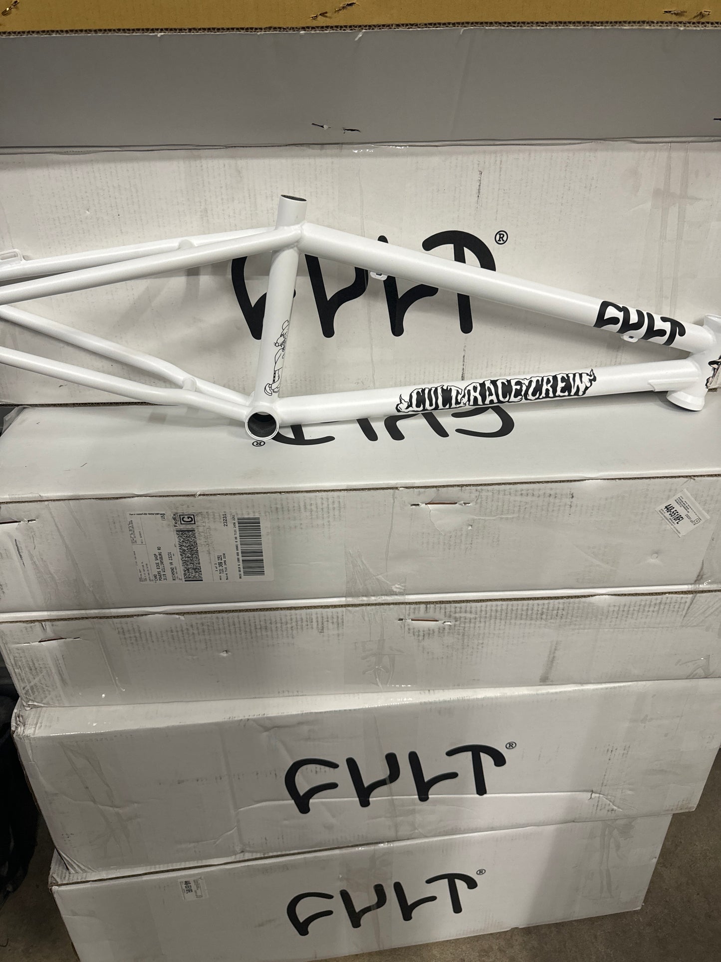 CULT Vick Behm Race Frame disc