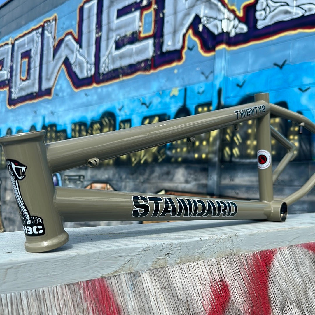 STANDARD BYKE 22" FRAME