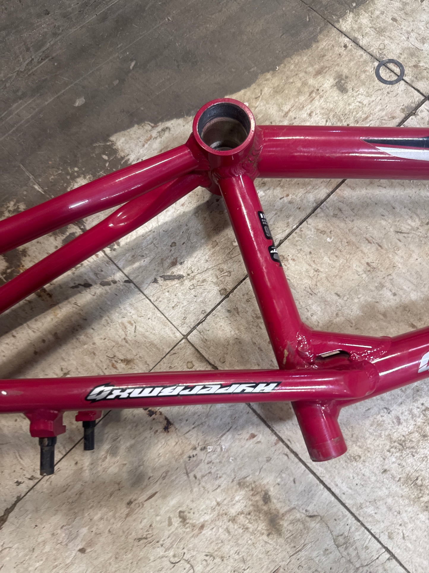 Hyper assault expert xl frame