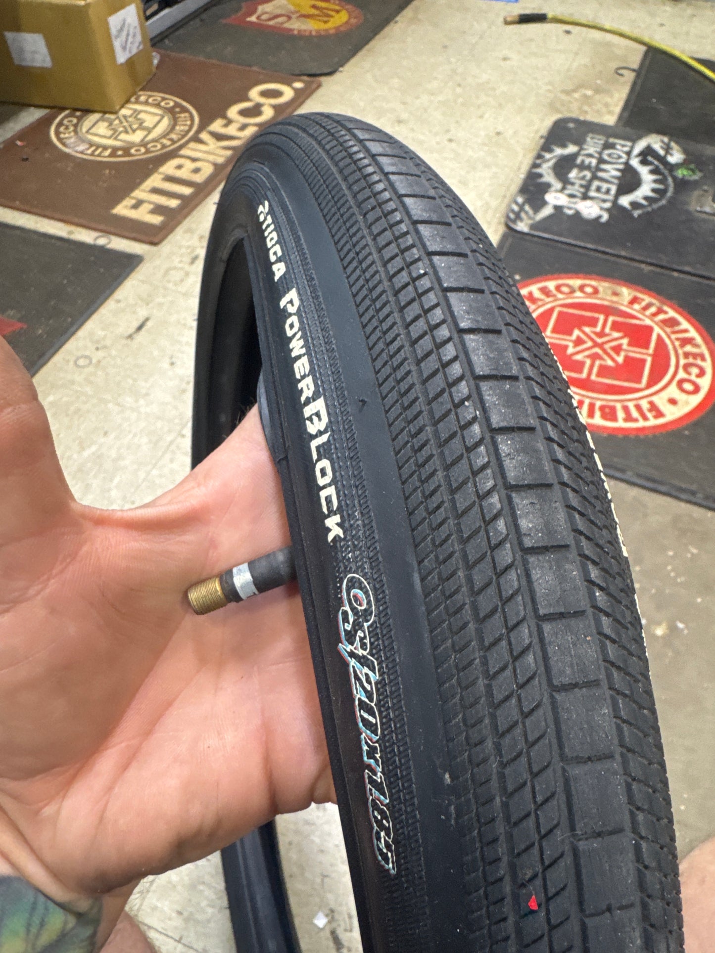 tioga os20 x 1.85 tire