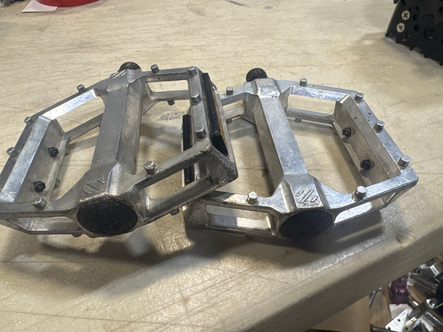 oem silver metal pedals 9/16
