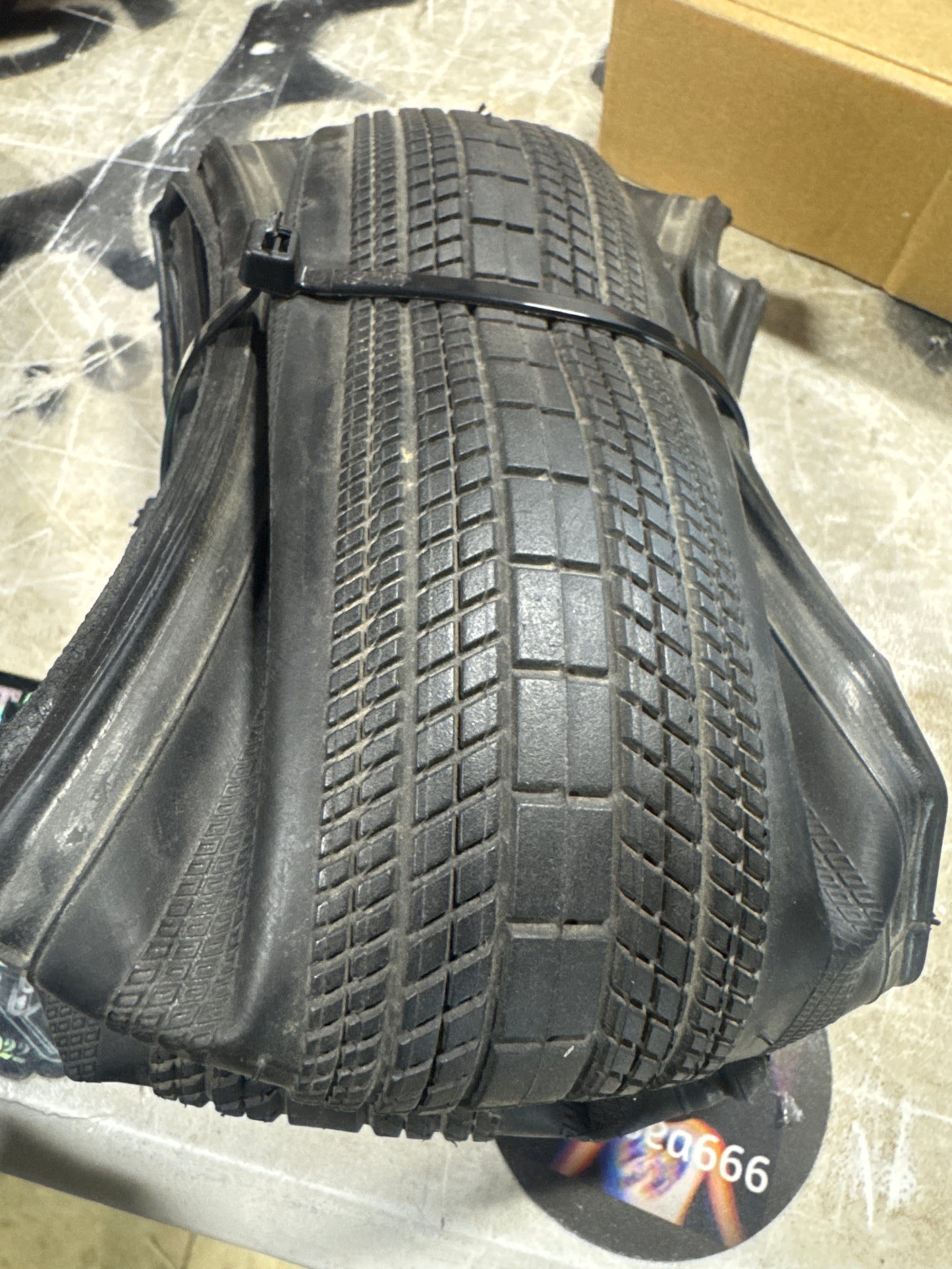 Tioga powerblock 20x1.75 tire folding
