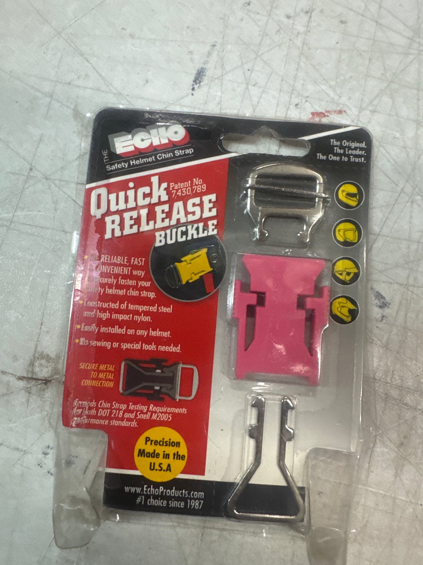 Echo helmet quick release clip Pink