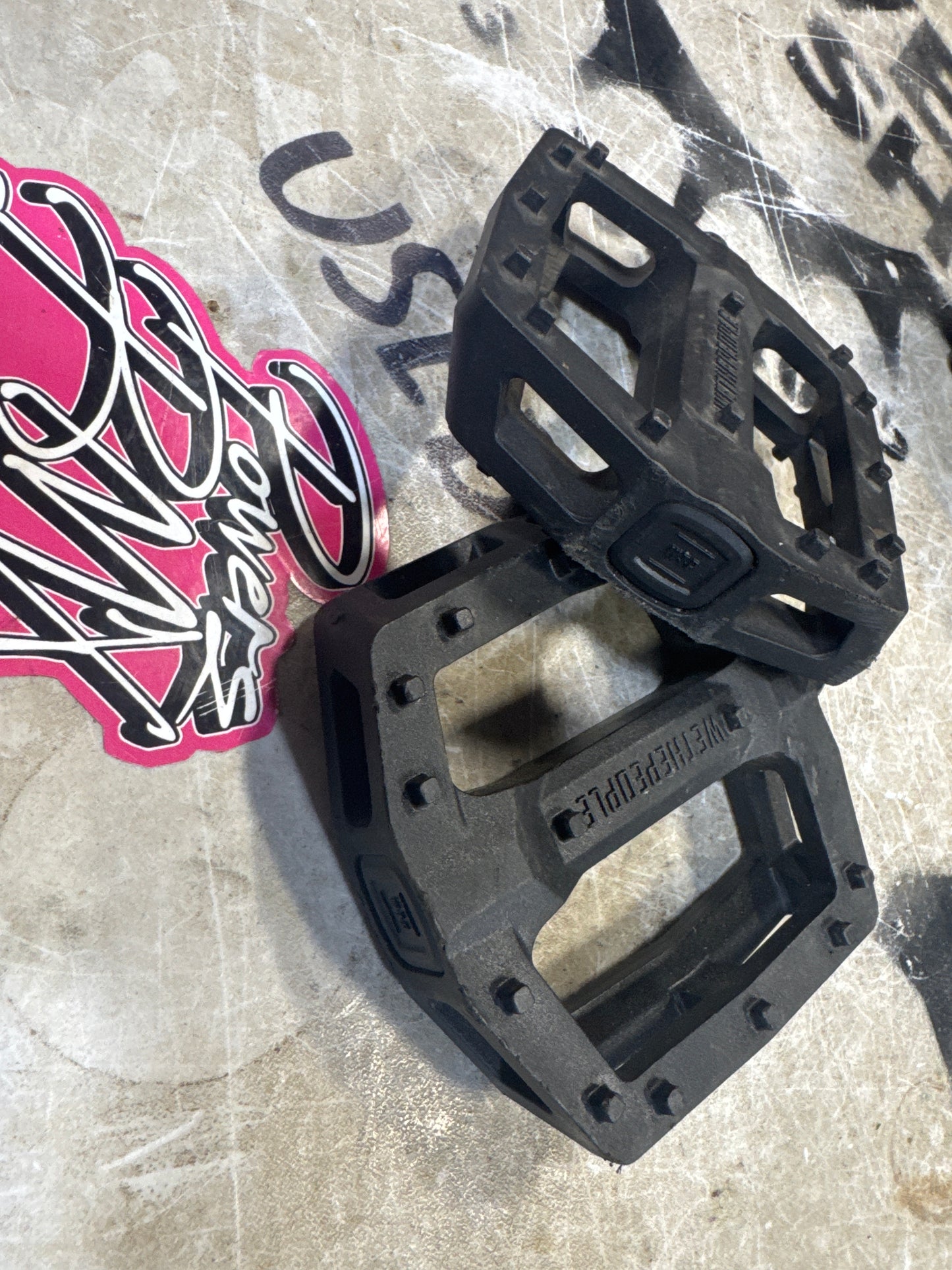 we the people 9/16 pedals