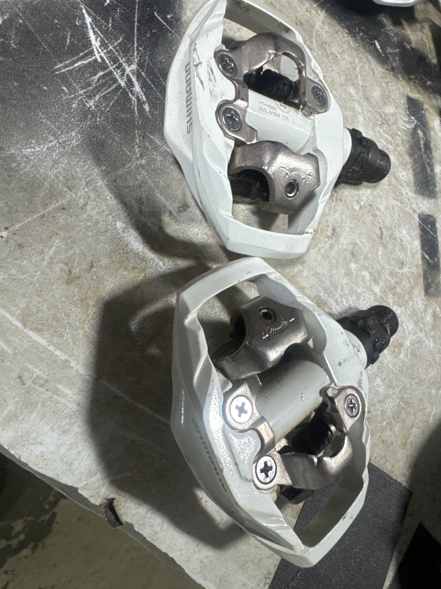 Shimano m530 pedal white