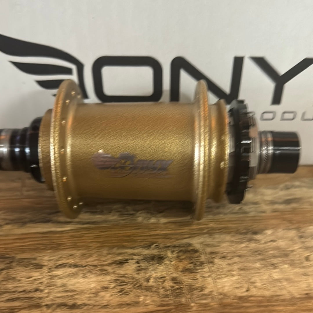 Onyx Hubs Cotm Gold River