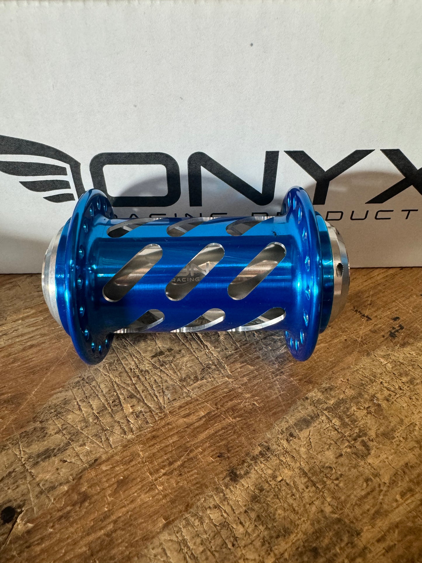 Onyx Hubs Candy Blue