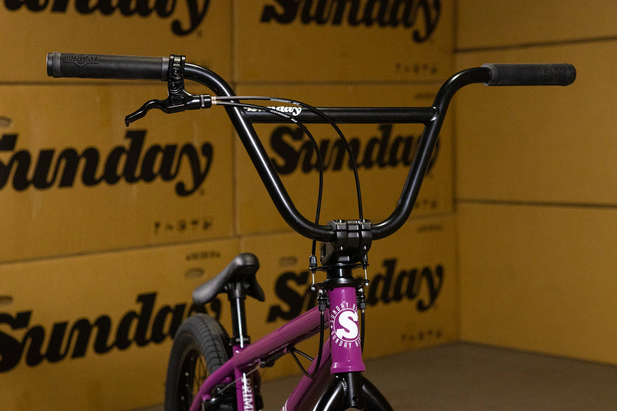 Sunday Primer Park Gloss Berry with 20.5" tt in RHD