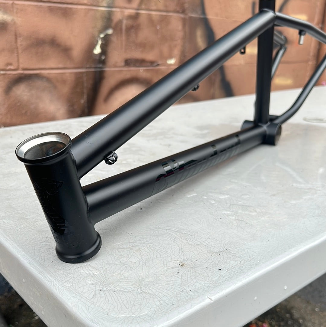 STANDARD BYKE 22" FRAME