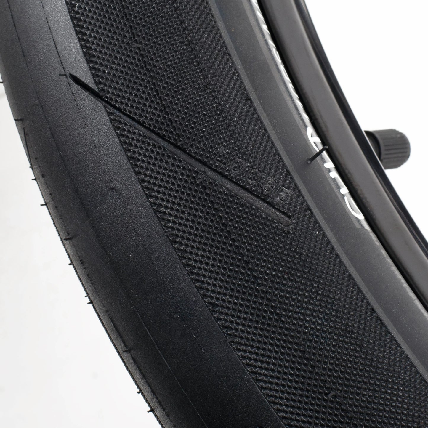 CULT Fast & Loose Walsh Tire