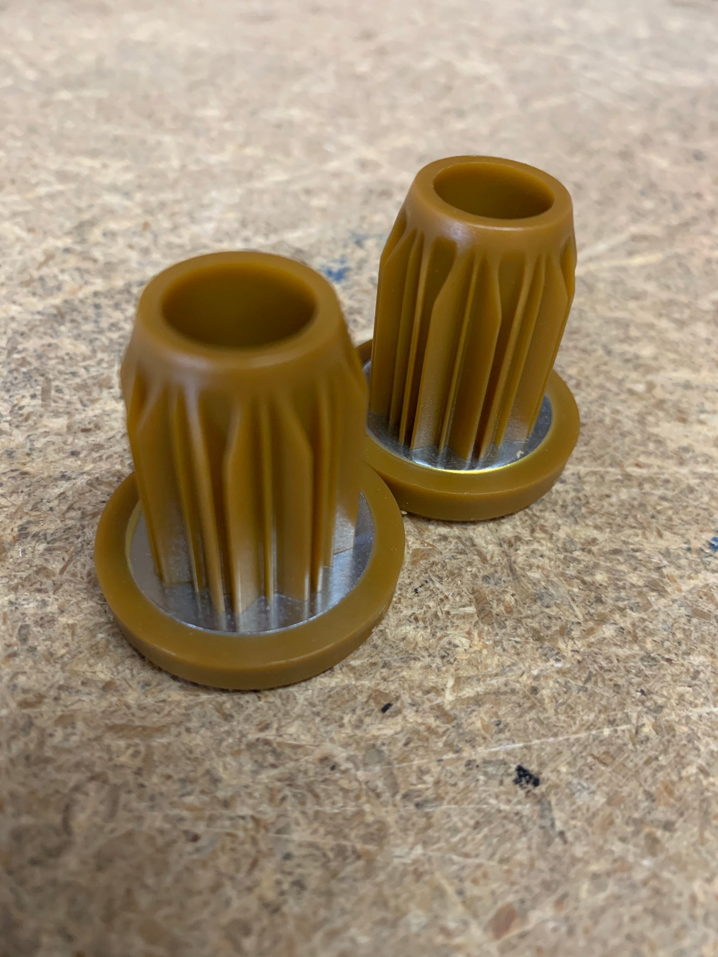 MERRITT INSERT PLASTIC BAR ENDS