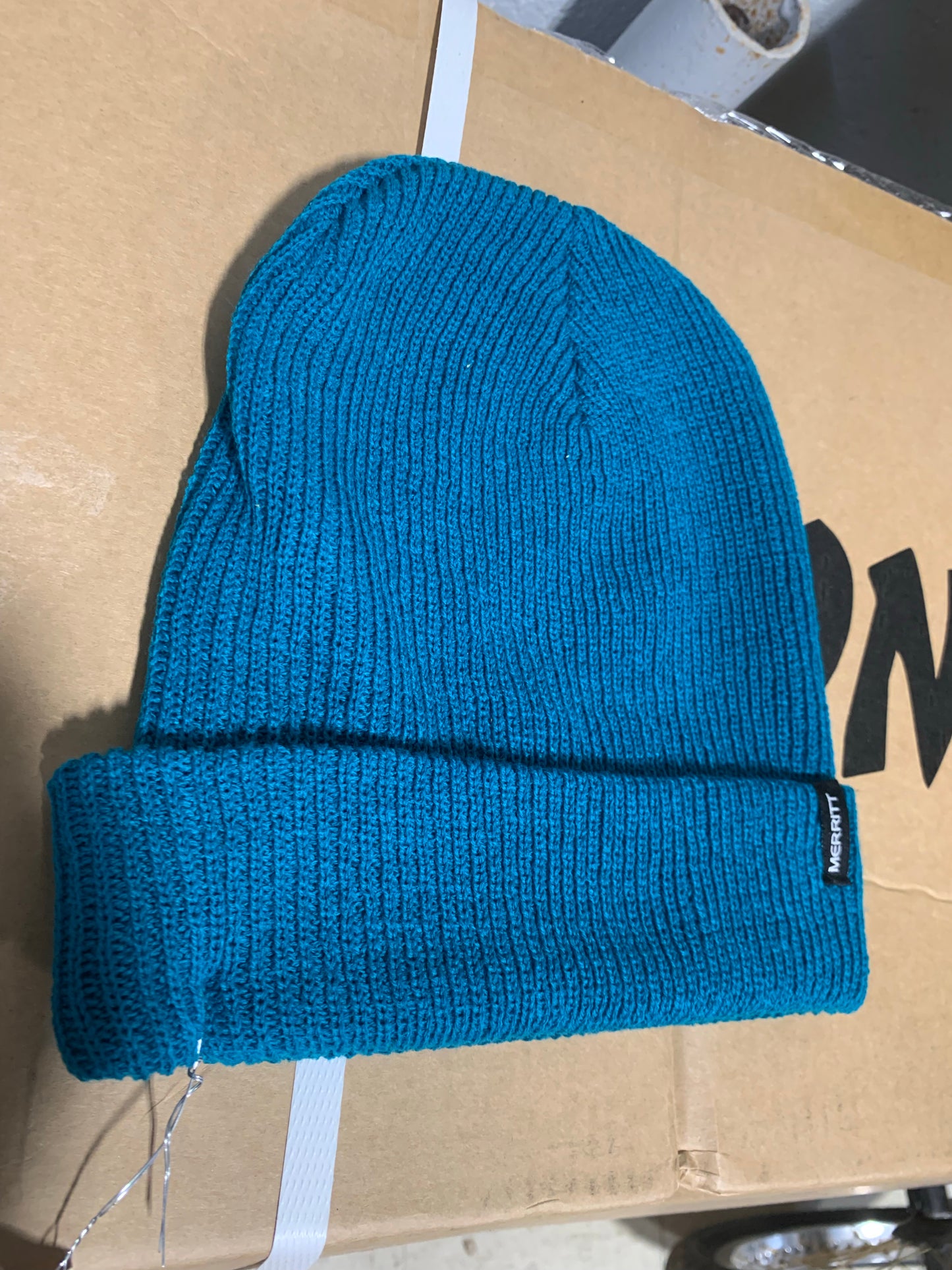 MERRITT sun beanie