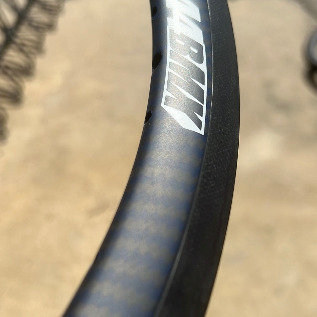 44BMX Carbon braking 28H Rim