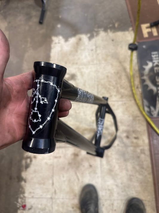Subrosa rose 20” frame