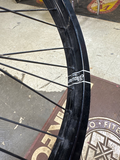 Shadow symbol rear wheel rhd