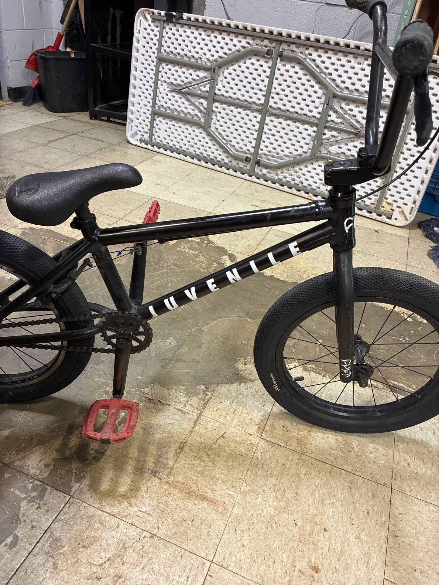 cult juvenile 18” park bike