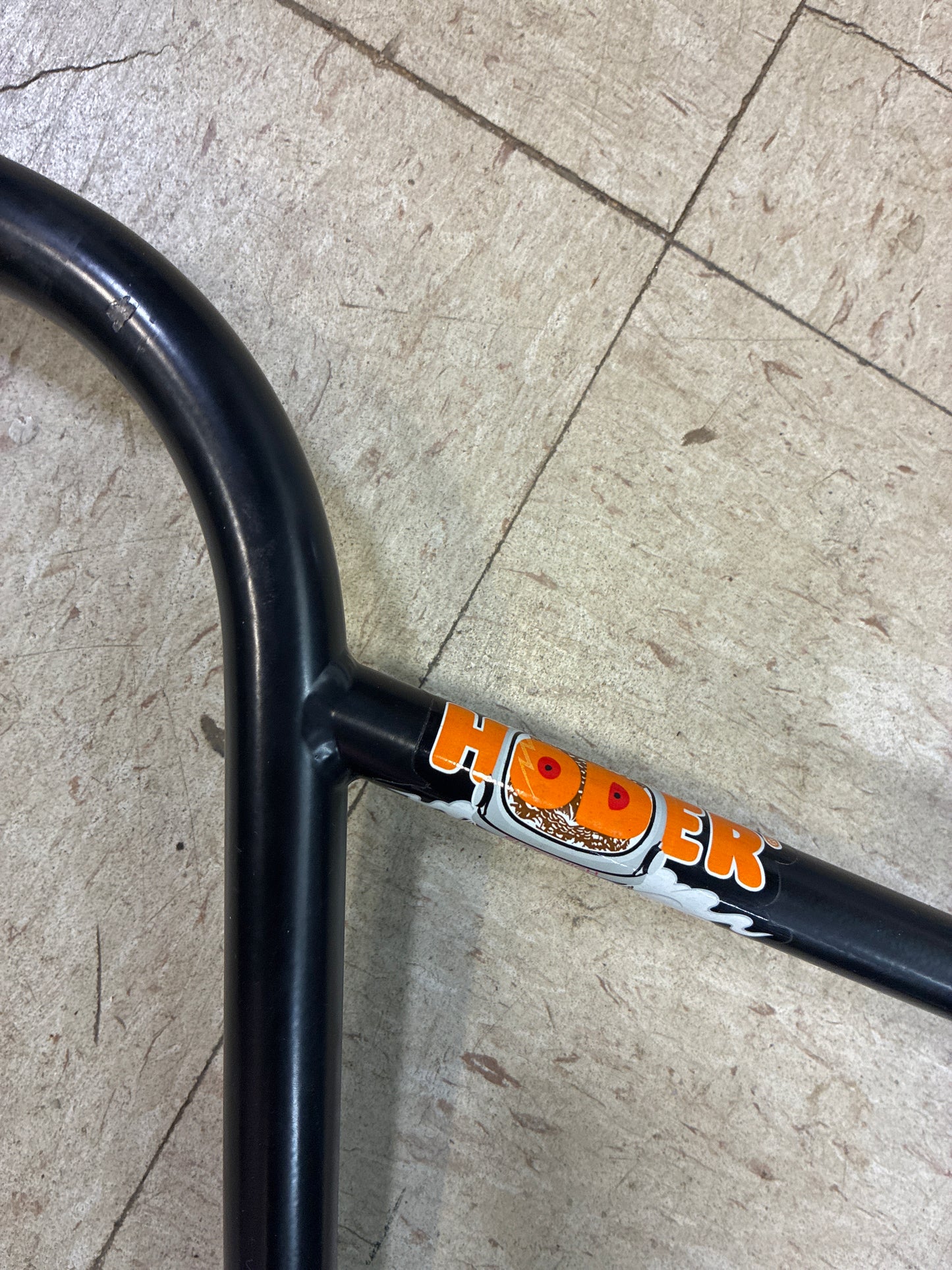 s&m hoder super high like new 29” wide