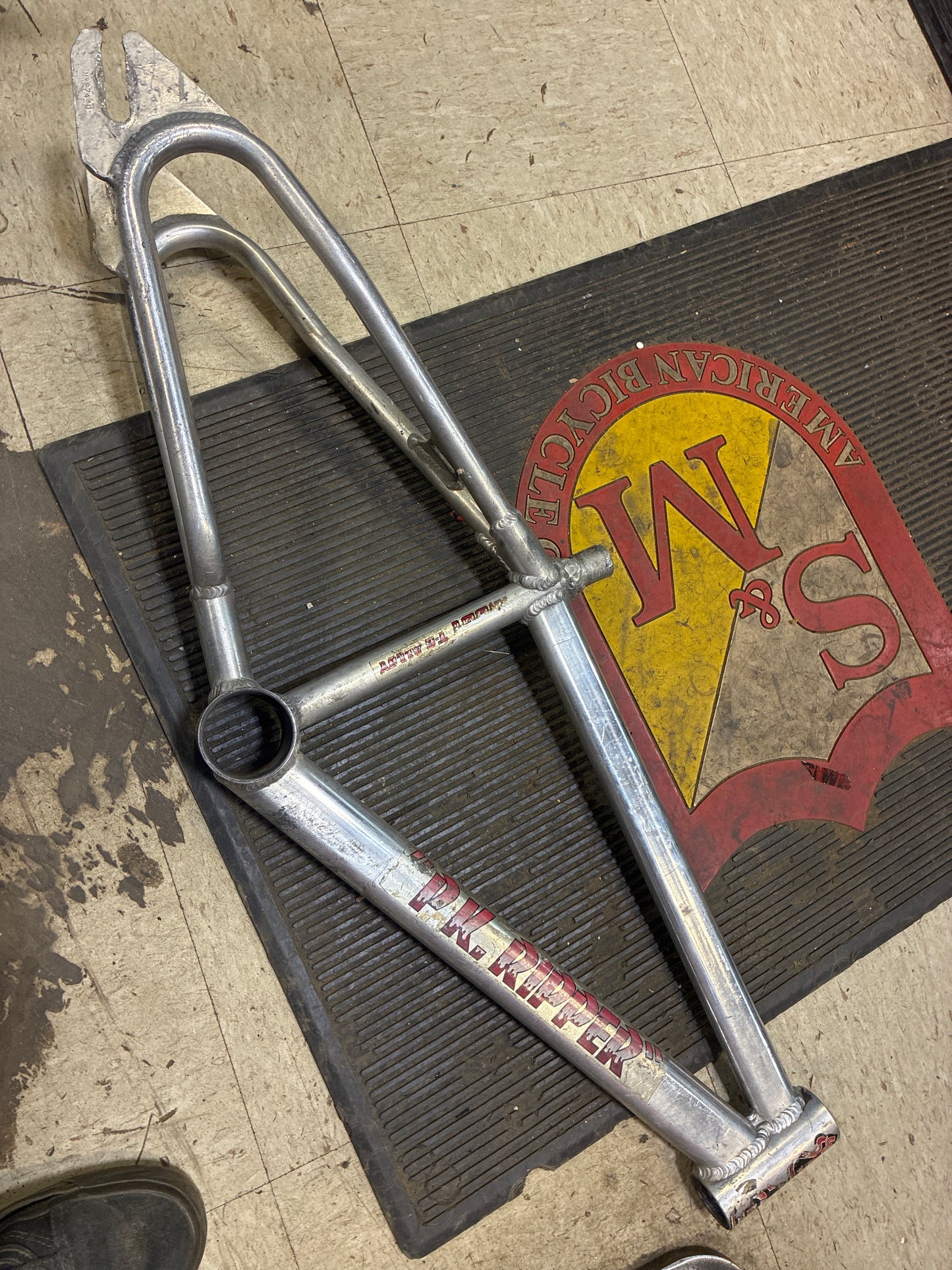 se pk ripper 1979 frame - repaired