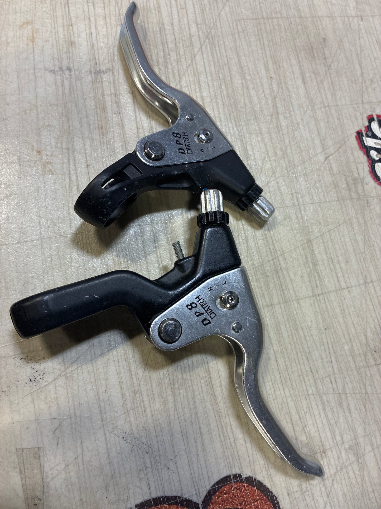 diatech dp8 brake lever pair