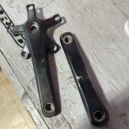 Square tapered 165mm crank arms