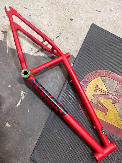 Sunday primer frame 20.75