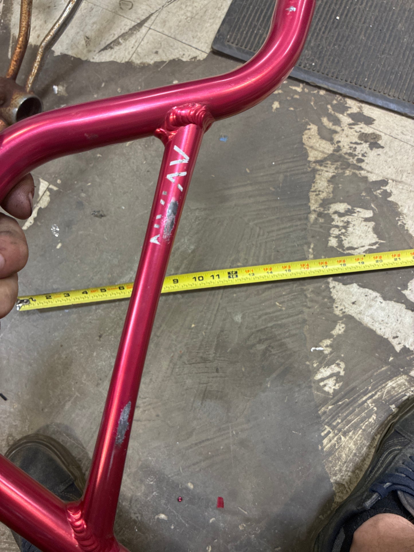 avian 5.5 red race bars