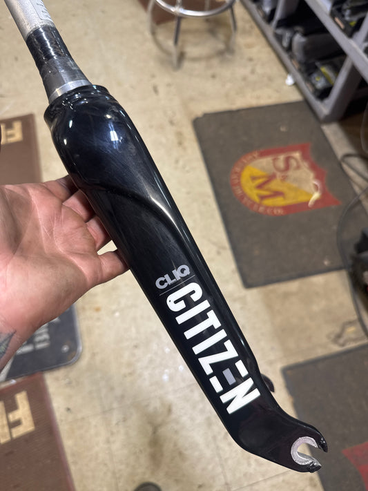 Cliq tapered carbon fork