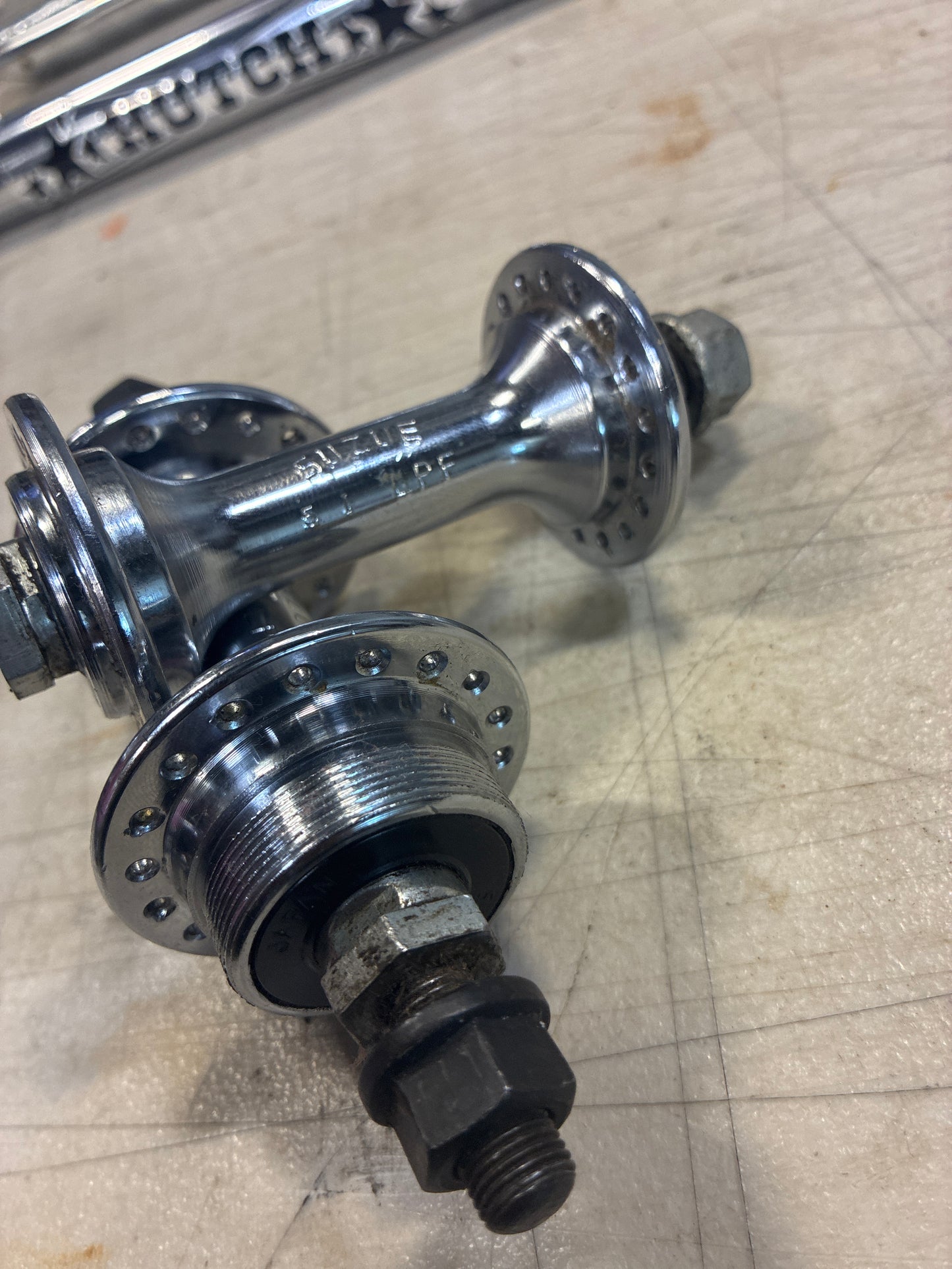 suzue sealed 3/8 hubs 36h