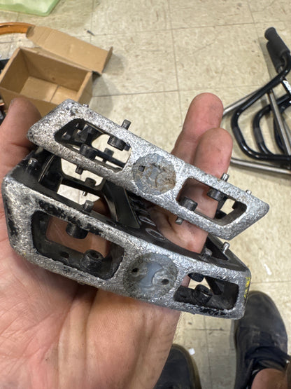 Odyssey Dugan alloy pedal black rougher