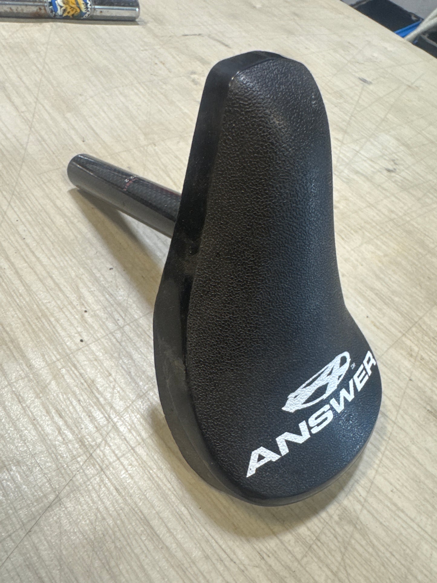 Answer 22.2 carbon seat/post combo new?