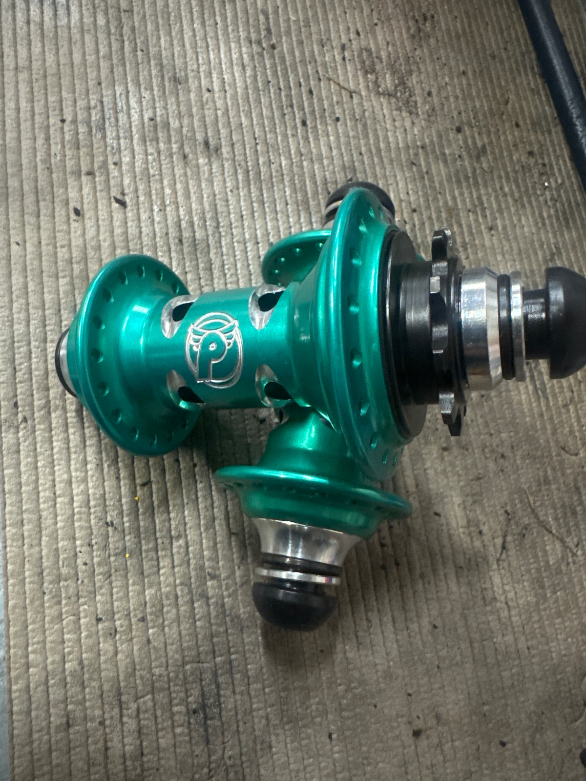 Profile Racing Cat eye aqua mini hubset