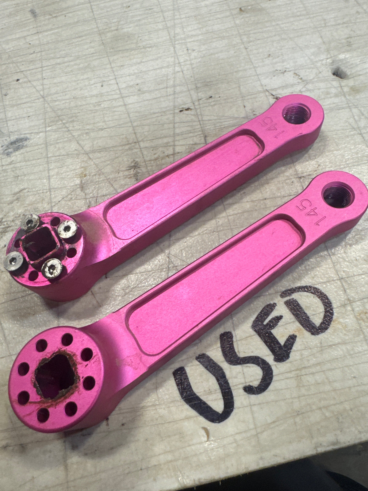 Turn 3 145m crank arms pink