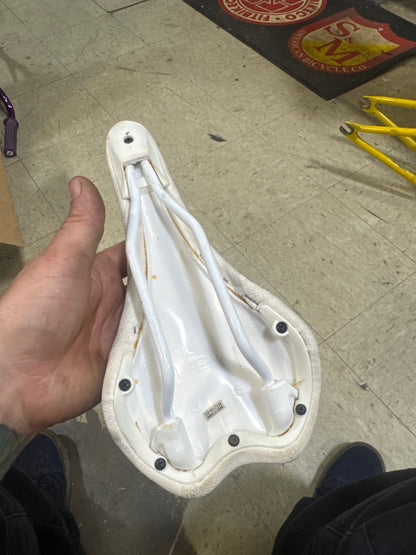 Supercross railed seat