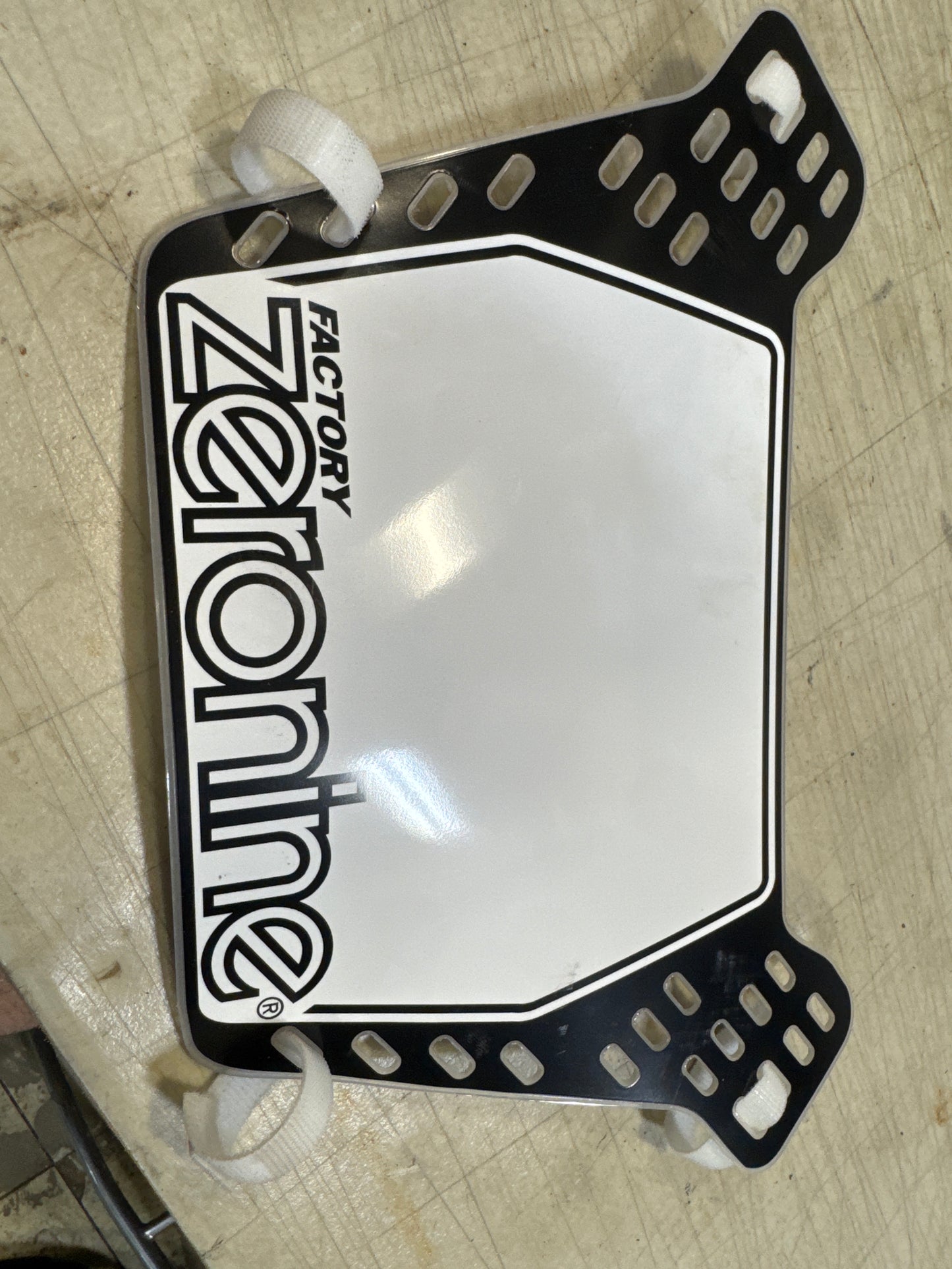 Zeronine number plate