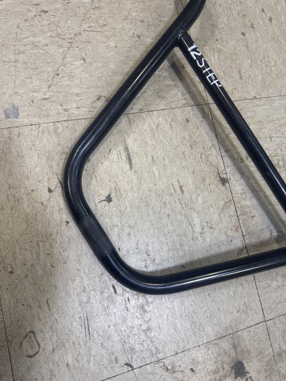 s&m 12 step bars black